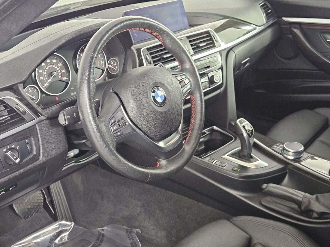 2018 BMW 330 Gran Turismo