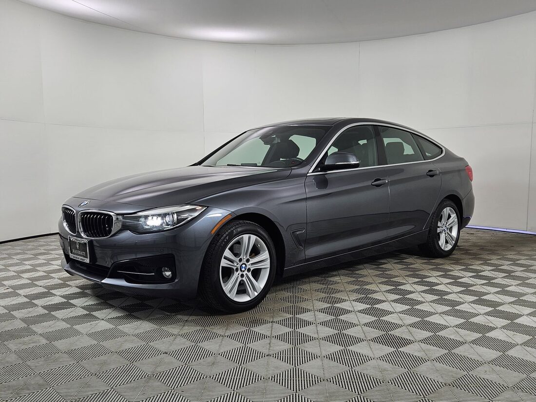 2018 BMW 330 Gran Turismo