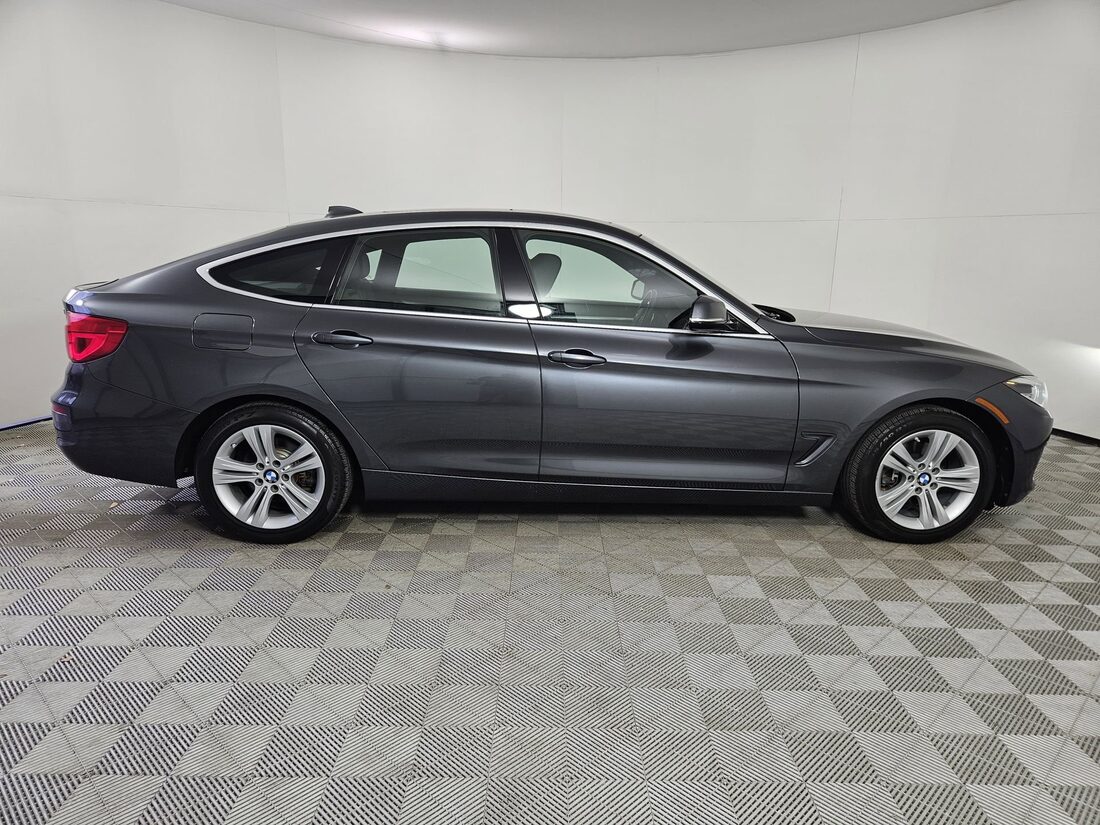 2018 BMW 330 Gran Turismo