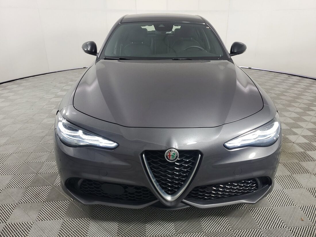 2024 Alfa Romeo Giulia Ti
