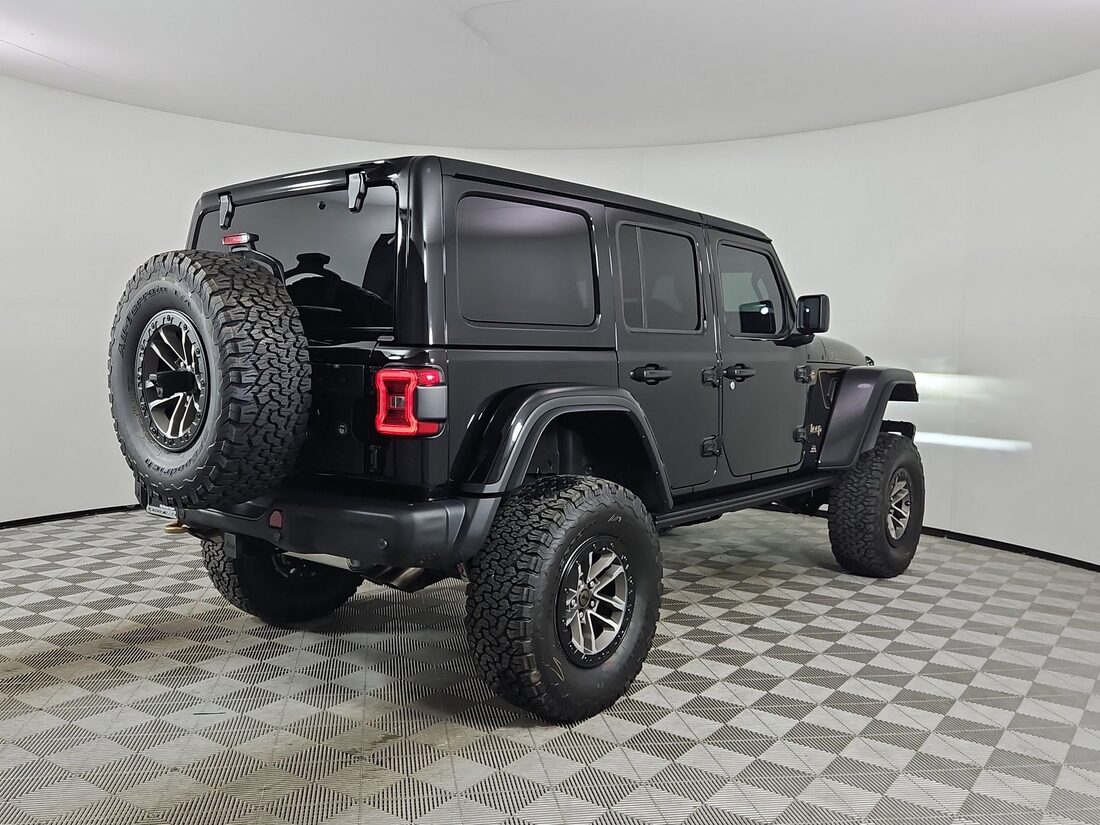 2024 Jeep Wrangler Rubicon 392